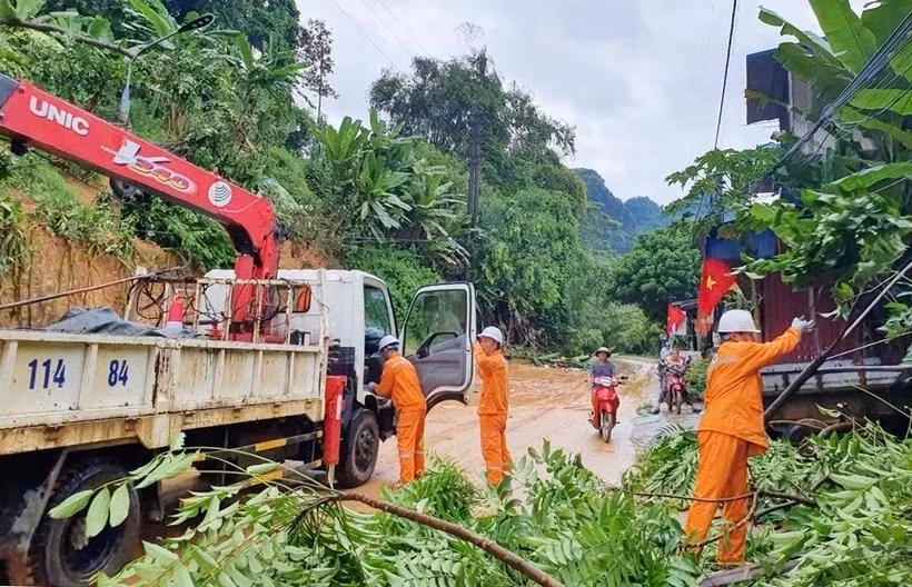 Efforts underway to restore power supply to Typhoon Yagi impacted regions -0