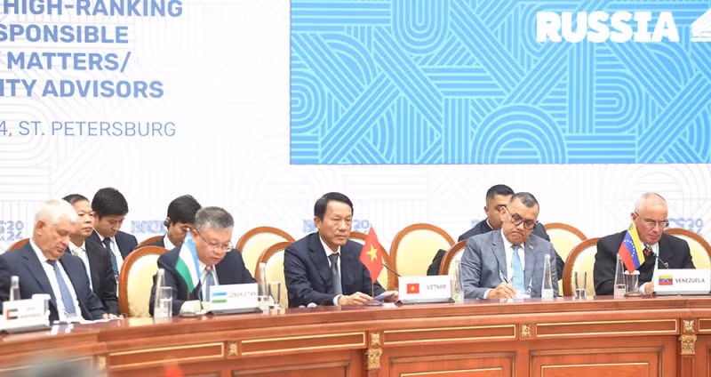 Minister Luong Tam Quang visits Russian Federation -0