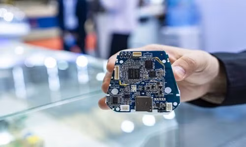Semiconductors a future key industry of Vietnam -0