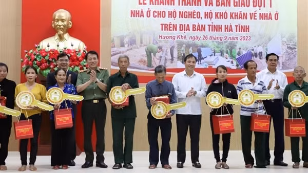 MPS breaks ground on project to build 1,200 houses for the poor in Dak Lak ảnh 4