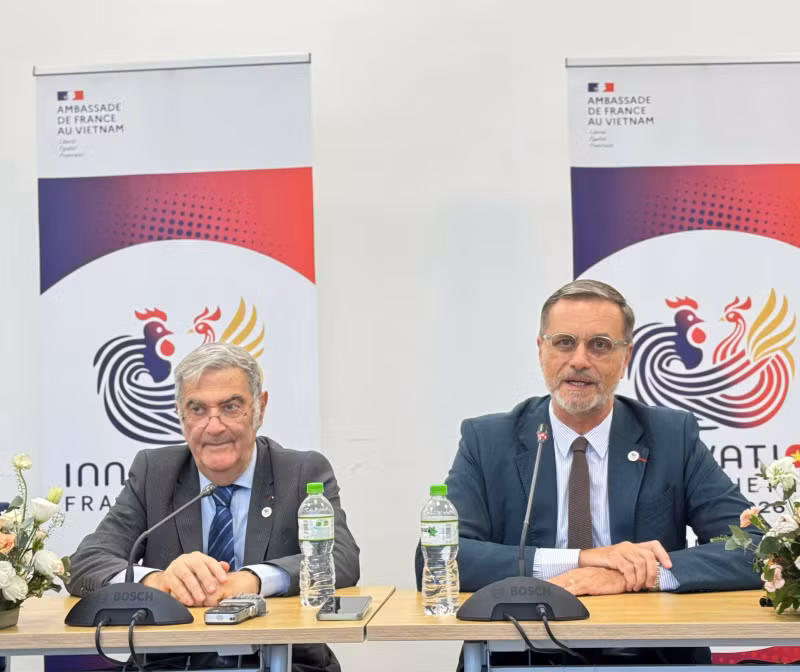 French Nobel Laureate inspires Vietnamese youth to embrace science -0