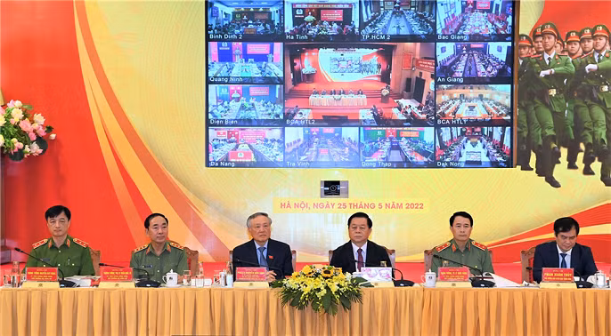 National scientific seminar discusses role of People's Police Force in revolutionary cause of Vietnam -0