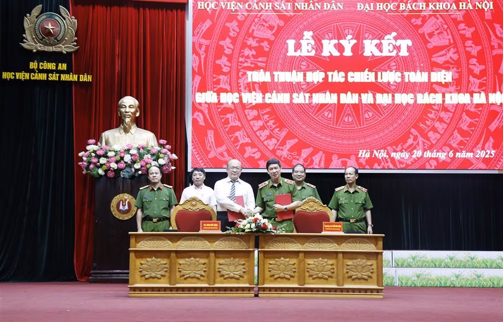People’s Police Academy, Hanoi University of Science and Technology sign cooperation MoU -0