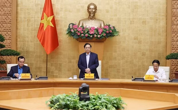 PM presides meeting on government - trade union working relations -0