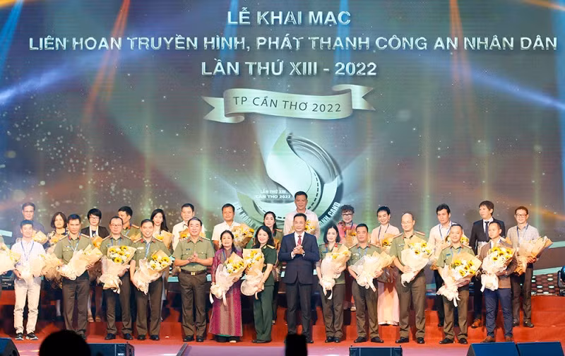 13th People's Public Security Television and Radio Festival opens -0