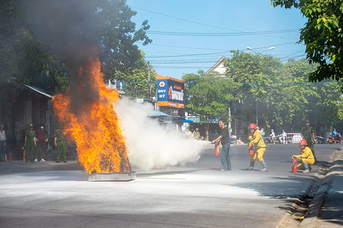 Thua Thien Hue to duplicate “inter-family fire safety and rescue group” model -0