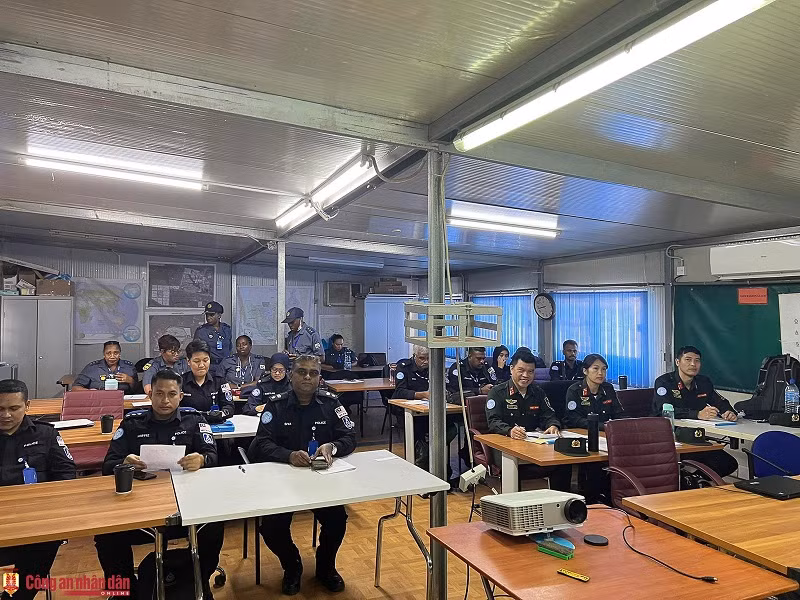 Latest photos of three Vietnamese police officers in South Sudan -4