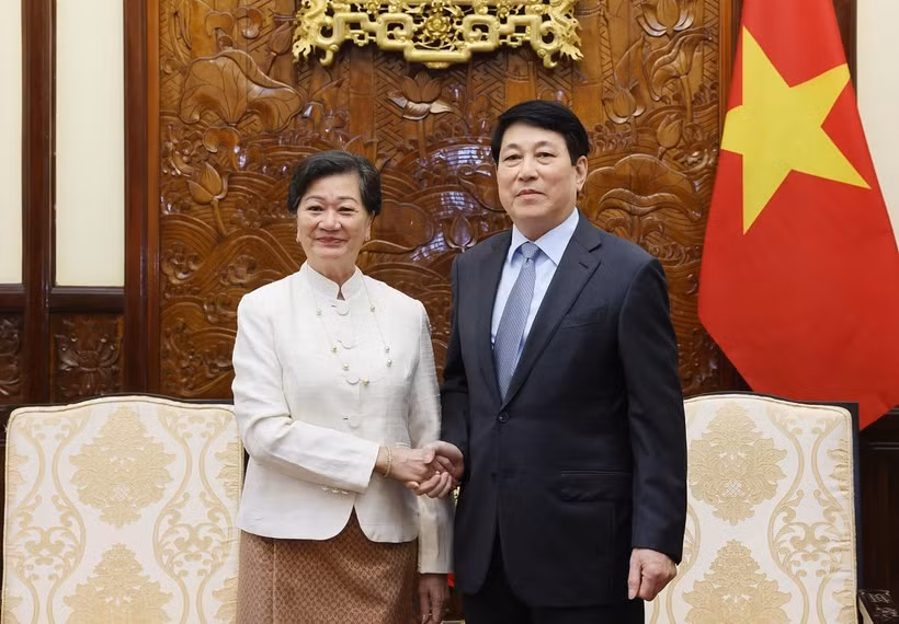 State President bids farewell to Cambodian Ambassador -0