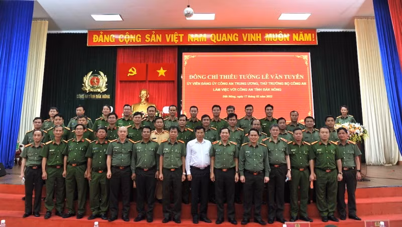 Dak Nong police ensure local order and security -0