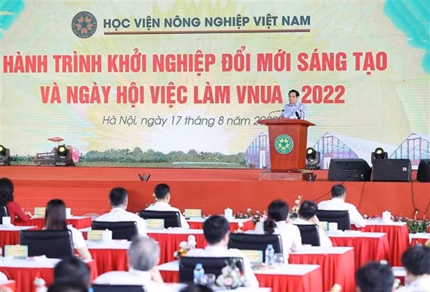 PM emphasises training of high-quality human resources for agriculture -0