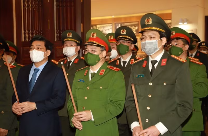 Leaders of MPS and Bac Giang province visit the steles of Uncle Ho’s 6 teachings - 0