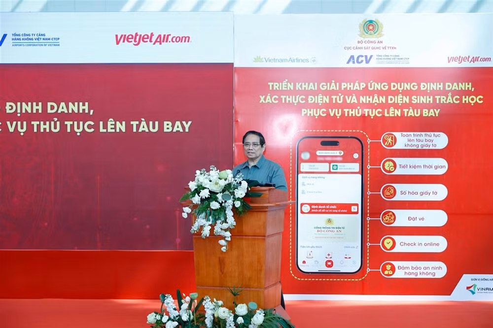 Prime Minister calls for expansion of paperless boarding solution -0