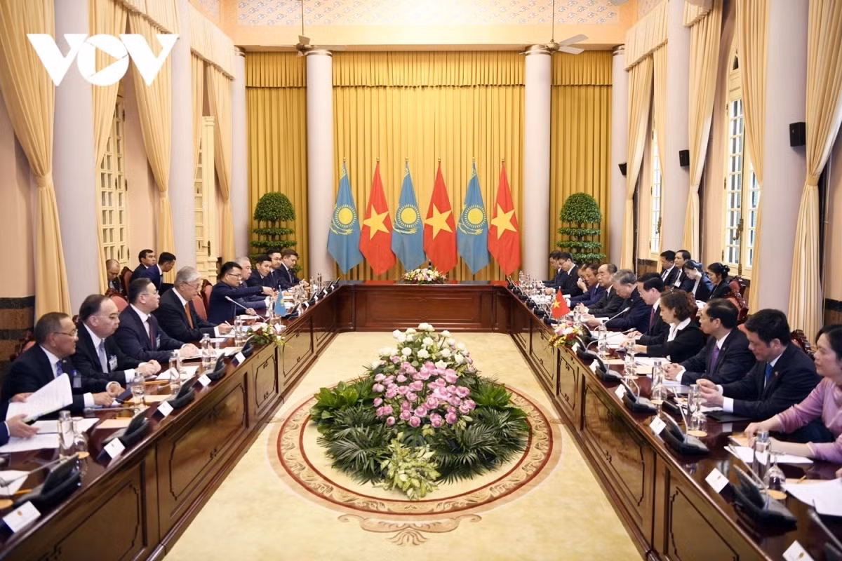 Vietnam, Kazakhstan urged to strive for US$1.5 billion bilateral trade target -0