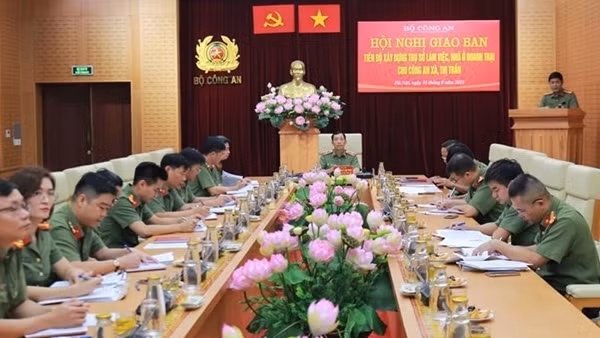 MPS reviews the building of communal-level police force ảnh 4