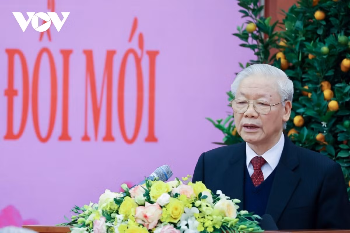 Party General Secretary Nguyen Phu Trong addresses the get-together for Party, State leaders in Hanoi ahead of the lunar New Year holiday.