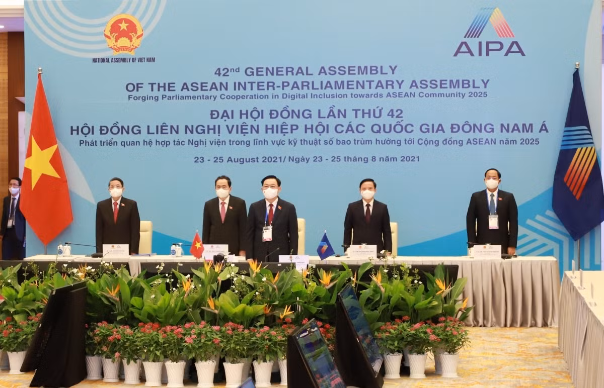 The high-ranking delegation of the Vietnam National Assembly at the event