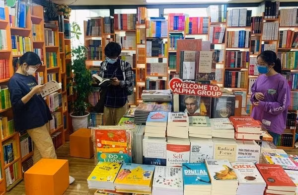 Vietnam Book Day 2022 promotes reading culture ảnh 1