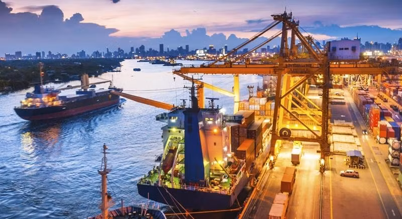 There is a positive outlook for Vietnamese enterprises to promote the export of local goods to ASEAN members (Photo: vneconomy.vn)