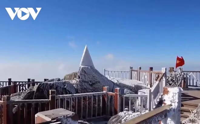 Sapa welcomes nearly 20,000 visitors on New Year's Eve ảnh 1