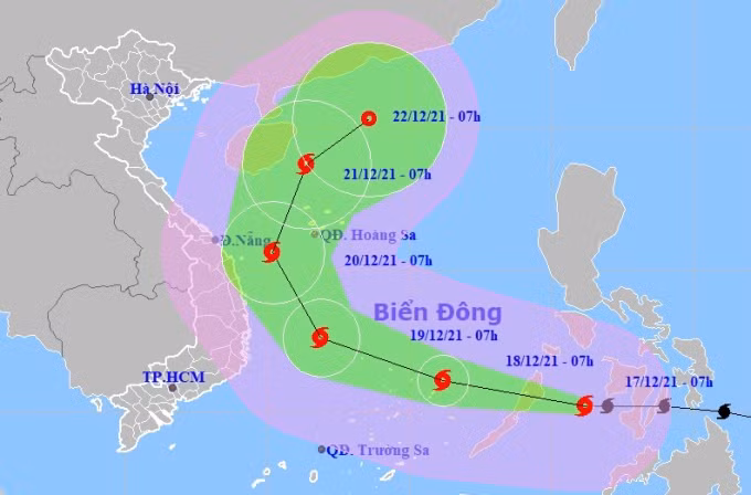 Super typhoon Rai is forecast to make a U-turn when it moves close to central Vietnam.