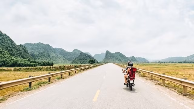 The Ho Chi Minh Highway that connects Hanoi and Ho Chi Minh City is one of the best road trips nationwide. Driving a motorbike along the 1,880km road in about two weeks represents the most exciting experience for many adventurers.