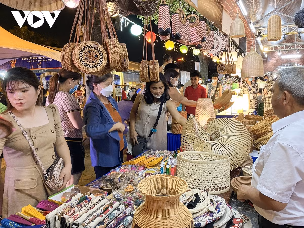 Hanoi Cuisine and Craft Village Tourism Festival celebrates SEA Games 31 ảnh 6 Hanoi Cuisine and Craft Village Tourism Festival celebrates SEA Games 31 ảnh 6