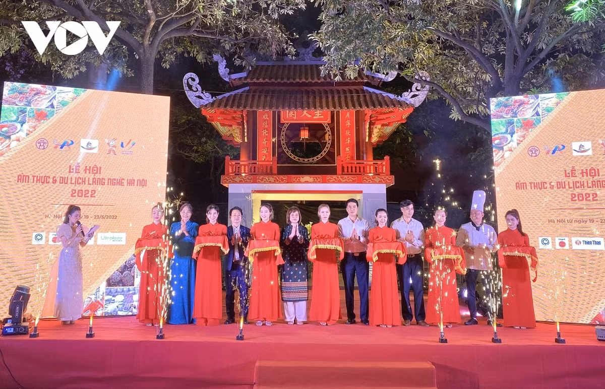 Hanoi Cuisine and Craft Village Tourism Festival celebrates SEA Games 31 ảnh 1 The festival kicks off on May 20 with the primary purpose of promoting images of the capital as a safe, friendly, and attractive destination to international friends.