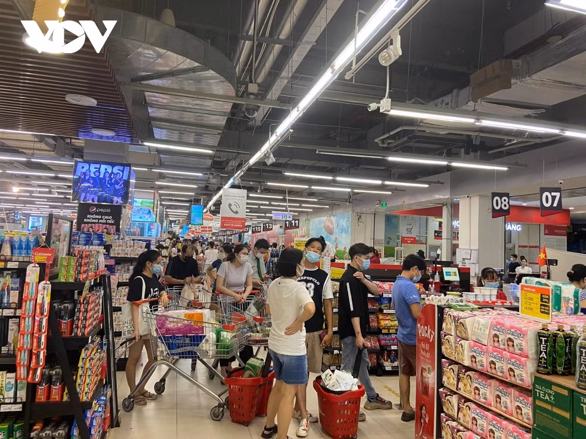 People mainly purchase essential goods such as fresh and dried food, pork, processed seafood, toilet paper among others