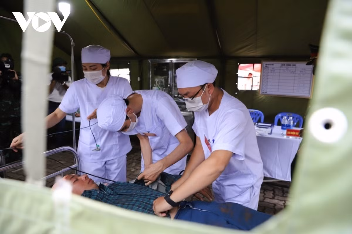 Through the rehearsal, officers, soldiers, and other forces acquire more experience in natural disaster prevention and control to help improve their skills and be more proactive in response plans in the event of an incident.