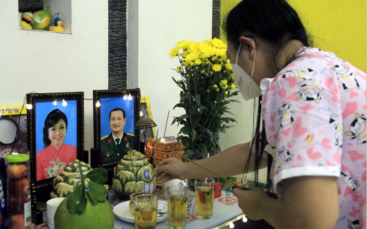 Nguyen Thi Thao says it's a nighmare that her parents have died of COVID-19.&nbsp;