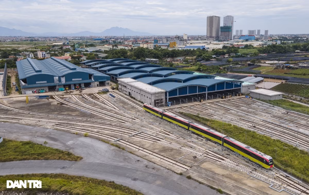The Nhon-Hanoi Railway Station metro route runs for a total of 12.5 kilometres, including 8.5 kilometres overground and four kilometres underground. The overground section is due to be put into operation later this year, and the underground section by late 2022.