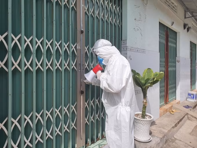 Hanoi to pilot home quarantine for F0 and F1 cases ảnh 1 Hanoi will pilot home quarantine for asymptomatic F0 and F1 cases