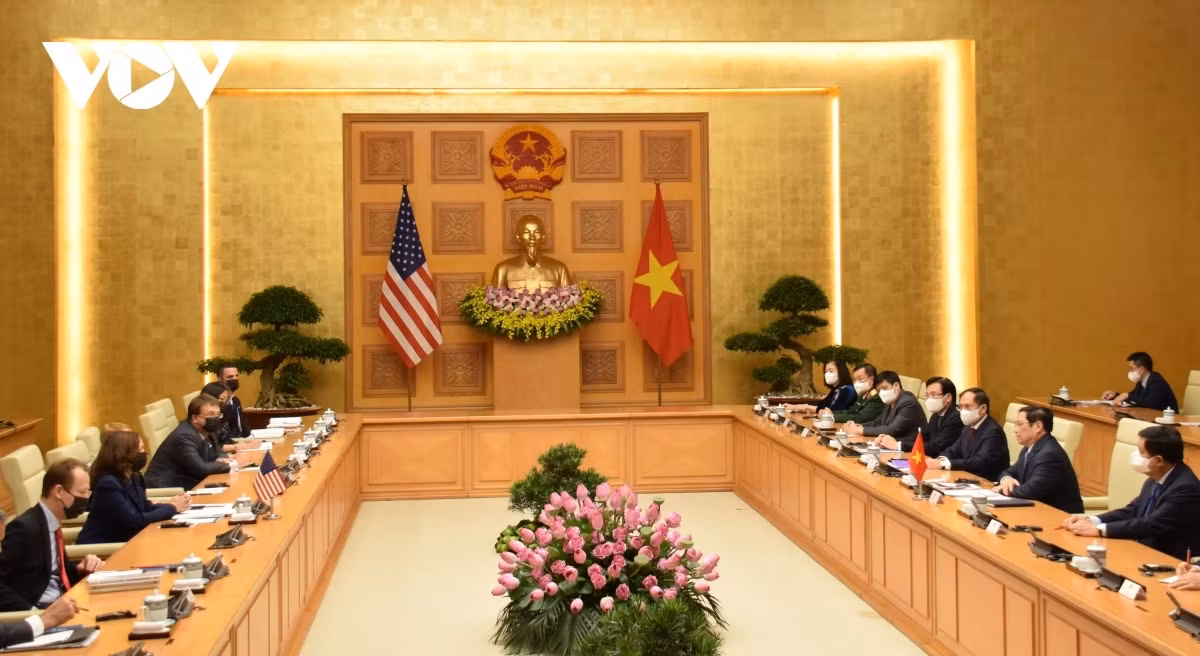 Economy-trade considered a pillar and driving force behind Vietnam-US relations ảnh 2 An overview of the reception