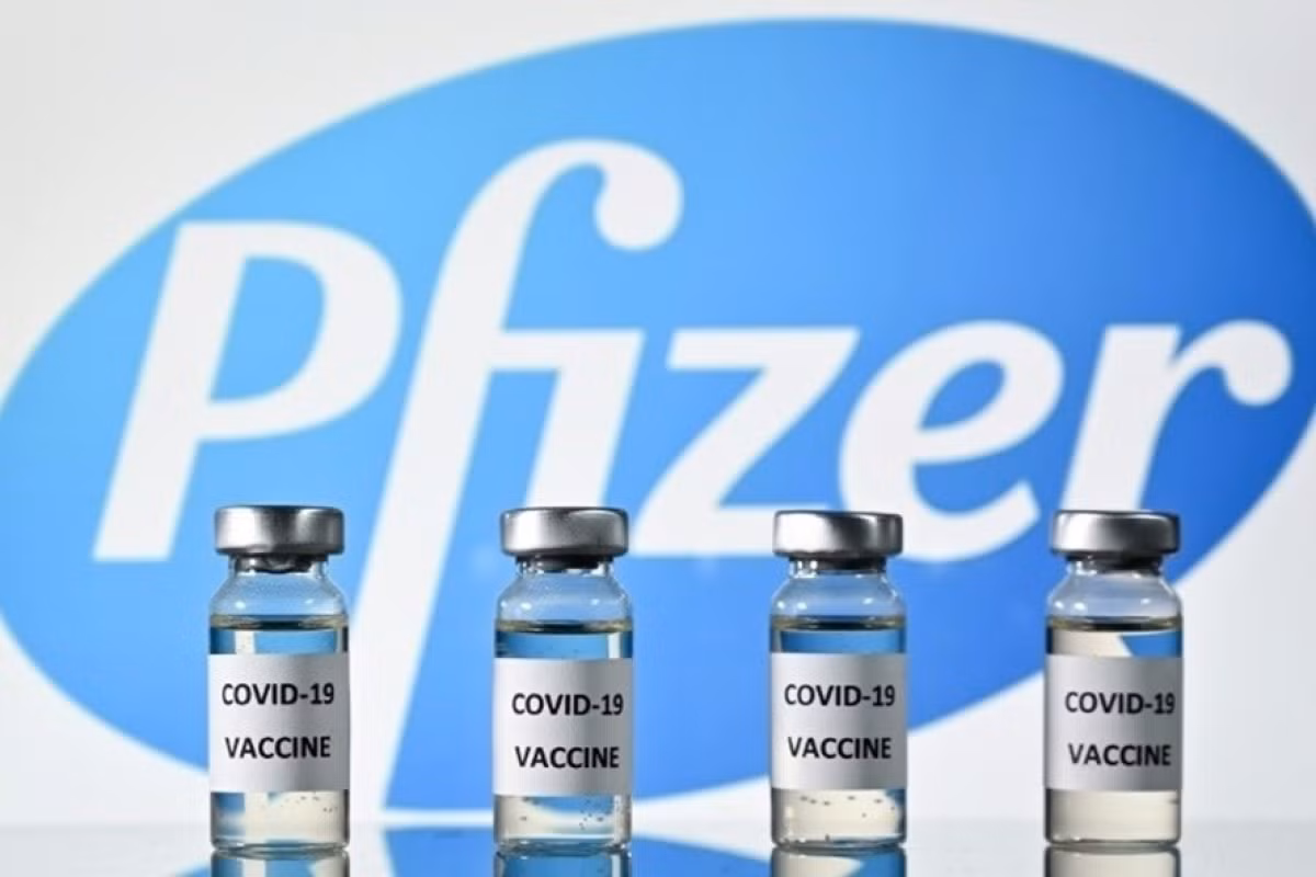 Vietnam receives 2.6 million further Pfizer/BioNTech vaccine doses from US ảnh 1