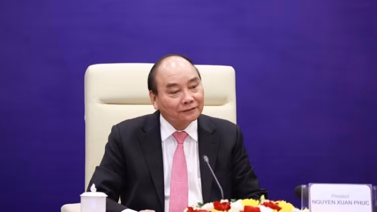President attends dialogue between APEC leaders and ABAC ảnh 1 State President Nguyen Xuan Phuc of Vietnam.