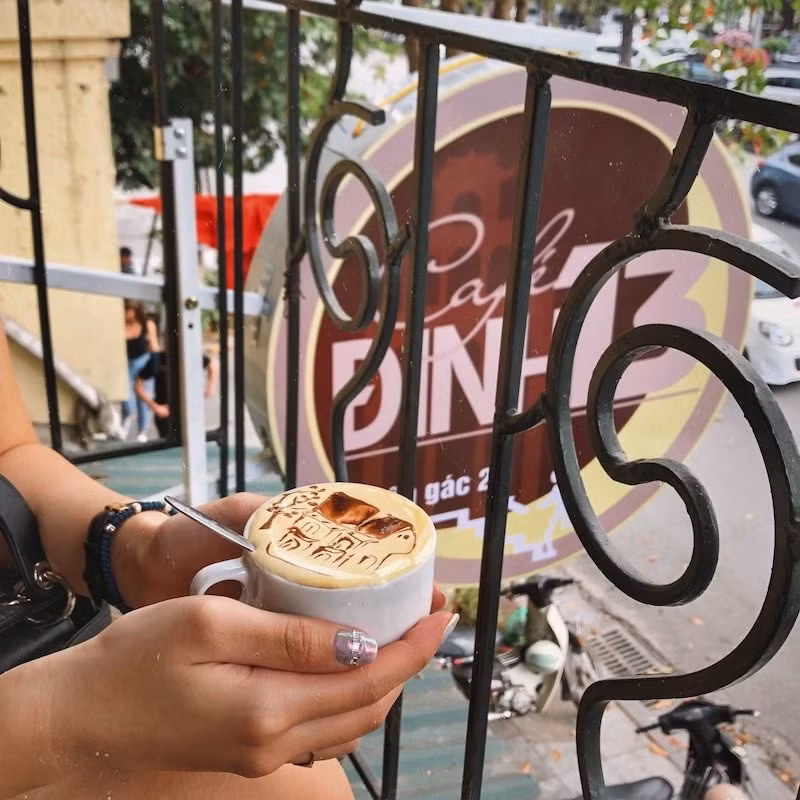 Six cafes offering best egg coffee in Hanoi ảnh 2 Café Dinh