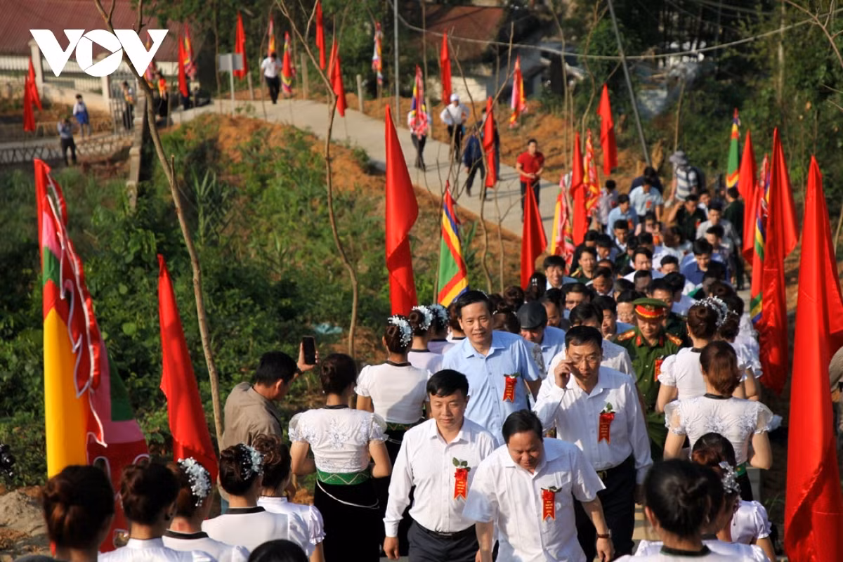 The festival often takes place in late spring and early summer each year.