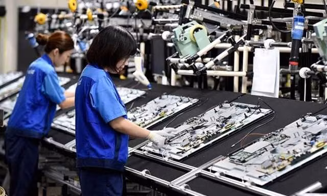 Foreign firms hold 95% of Vietnamese electronics export value ảnh 1