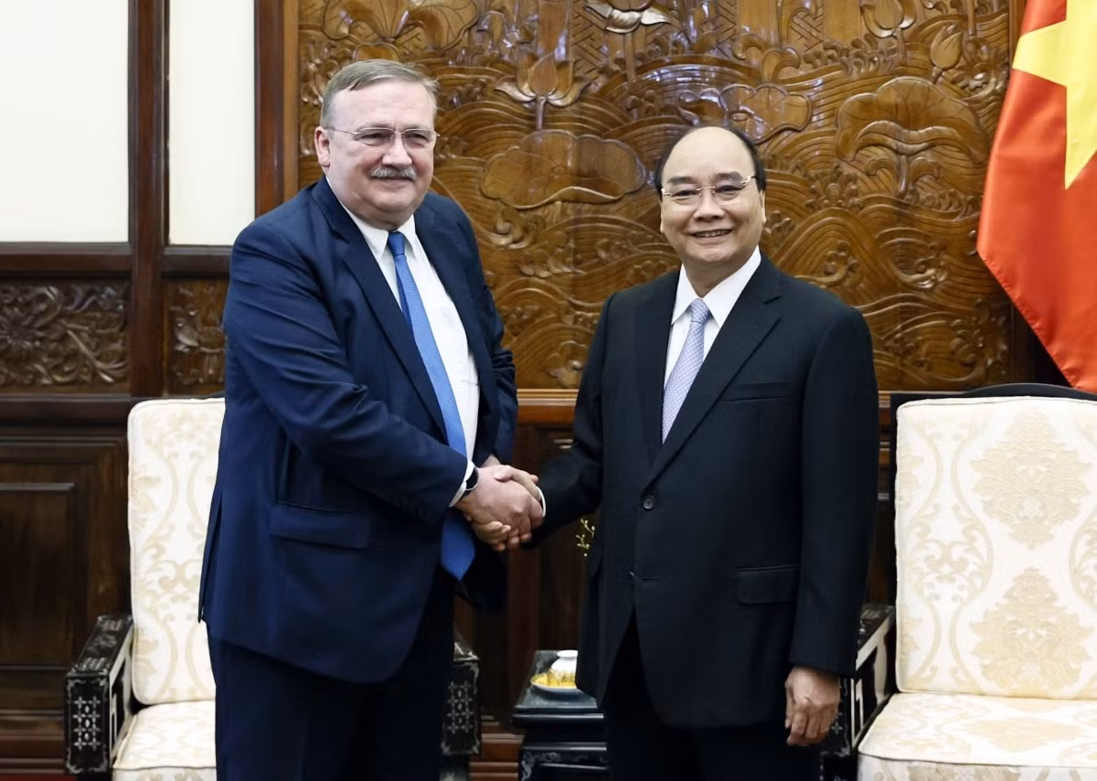 vietnam values multifaceted cooperation with hungary president picture 1