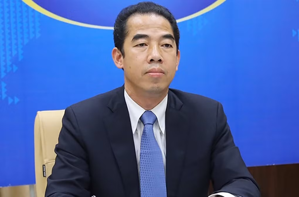 Deputy Minister of Foreign Affairs To Anh Dung of Vietnam.