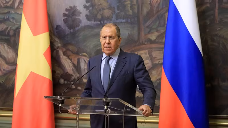 russian foreign minister lavrov in hanoi for two-day visit picture 1