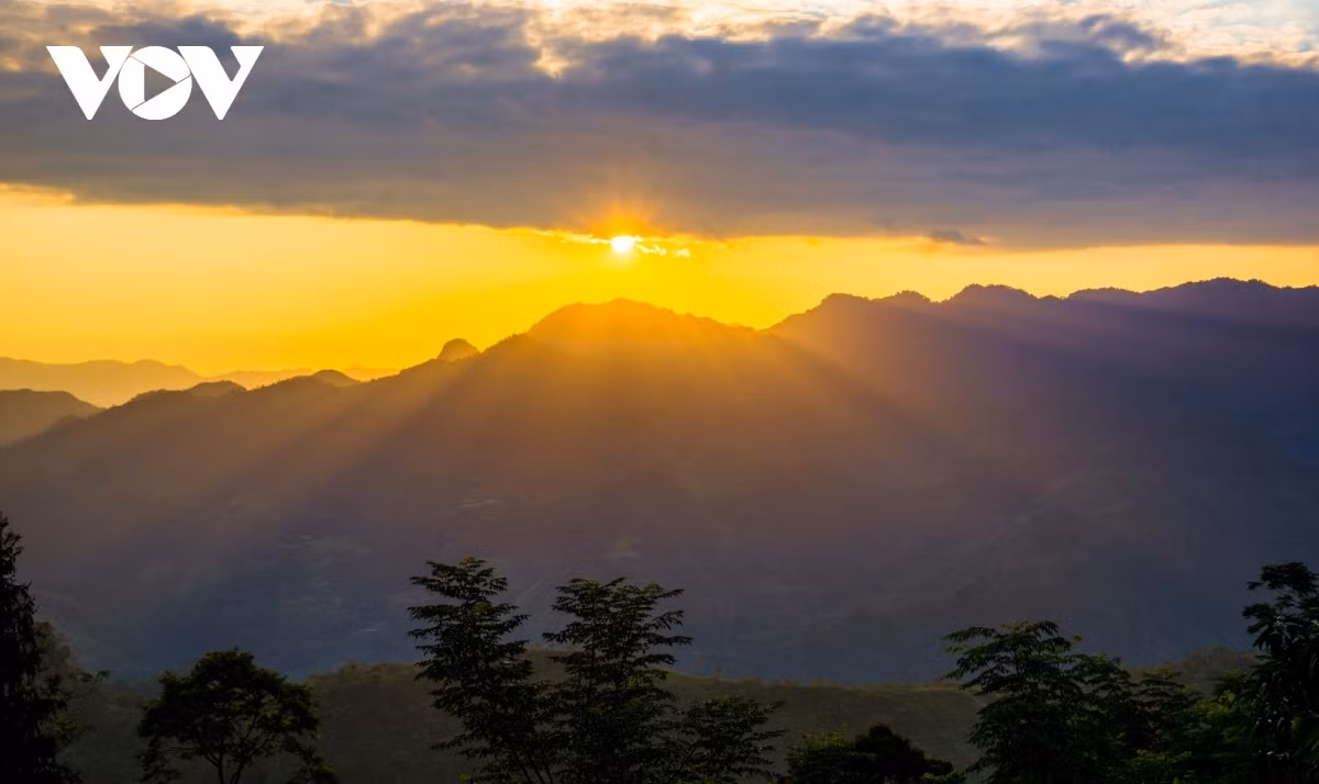 Located in the northern province of Ha Giang, Hoang Su Phi district is one of the best places nationwide in which to witness the sunset.
