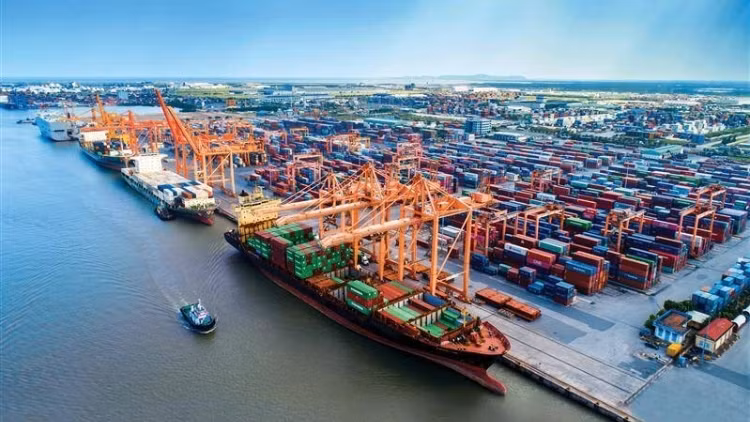 Vietnam enjoys 10-month trade surplus of US$125 million ảnh 1