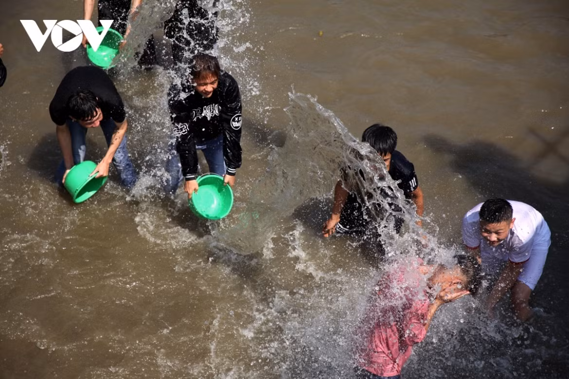 A person who receives a lot of water is thought to have plenty of luck in life.