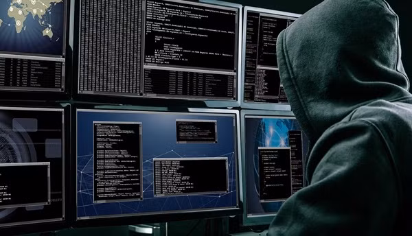 Fight against law violations, crimes in cyber environment enhanced ảnh 1