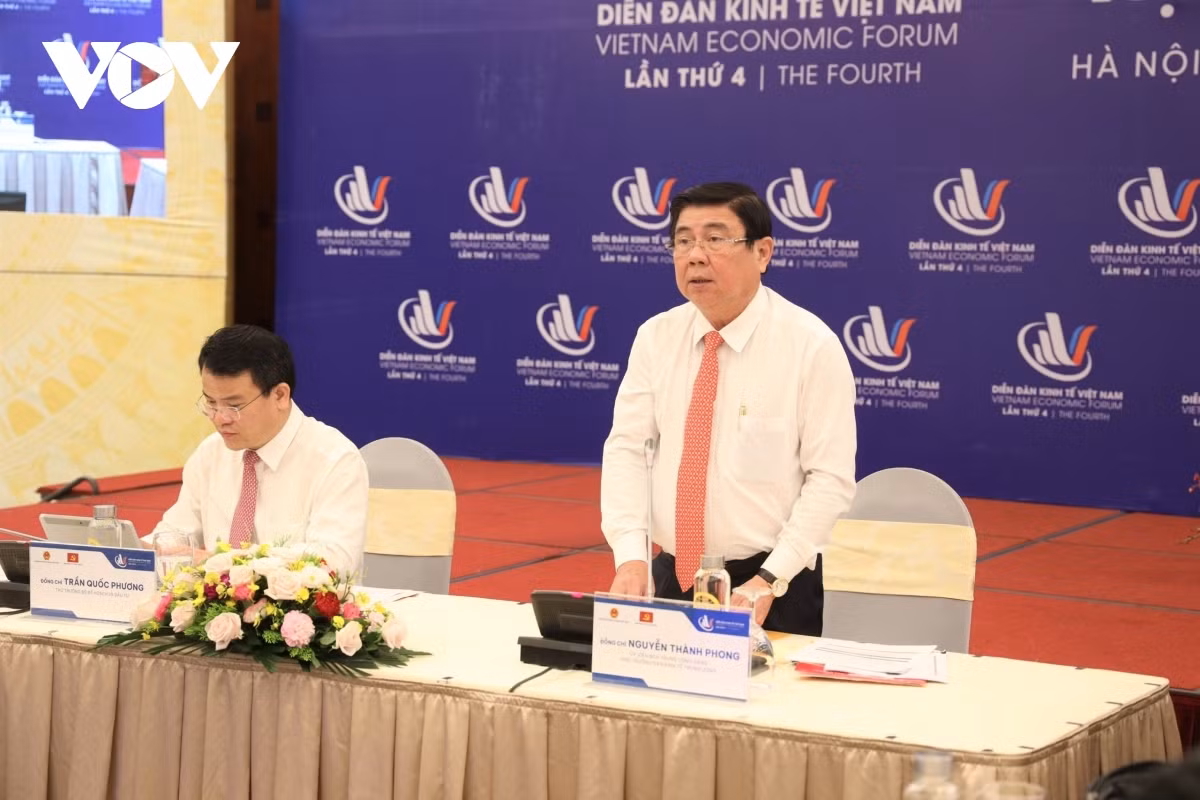 vietnam economic forum aims for an independent and self-reliant economy picture 2