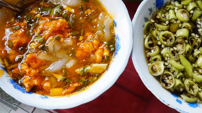 8 must-try dishes to give you a true taste of Hue - 2