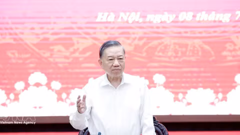 Top leader urges Hanoi to pursue faster, higher-quality growth