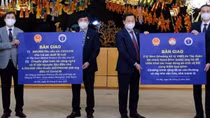 Vietnam receives 200,000 COVID-19 vaccine doses from India