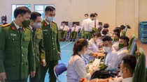 Over 1,000 police officers join blood donation day